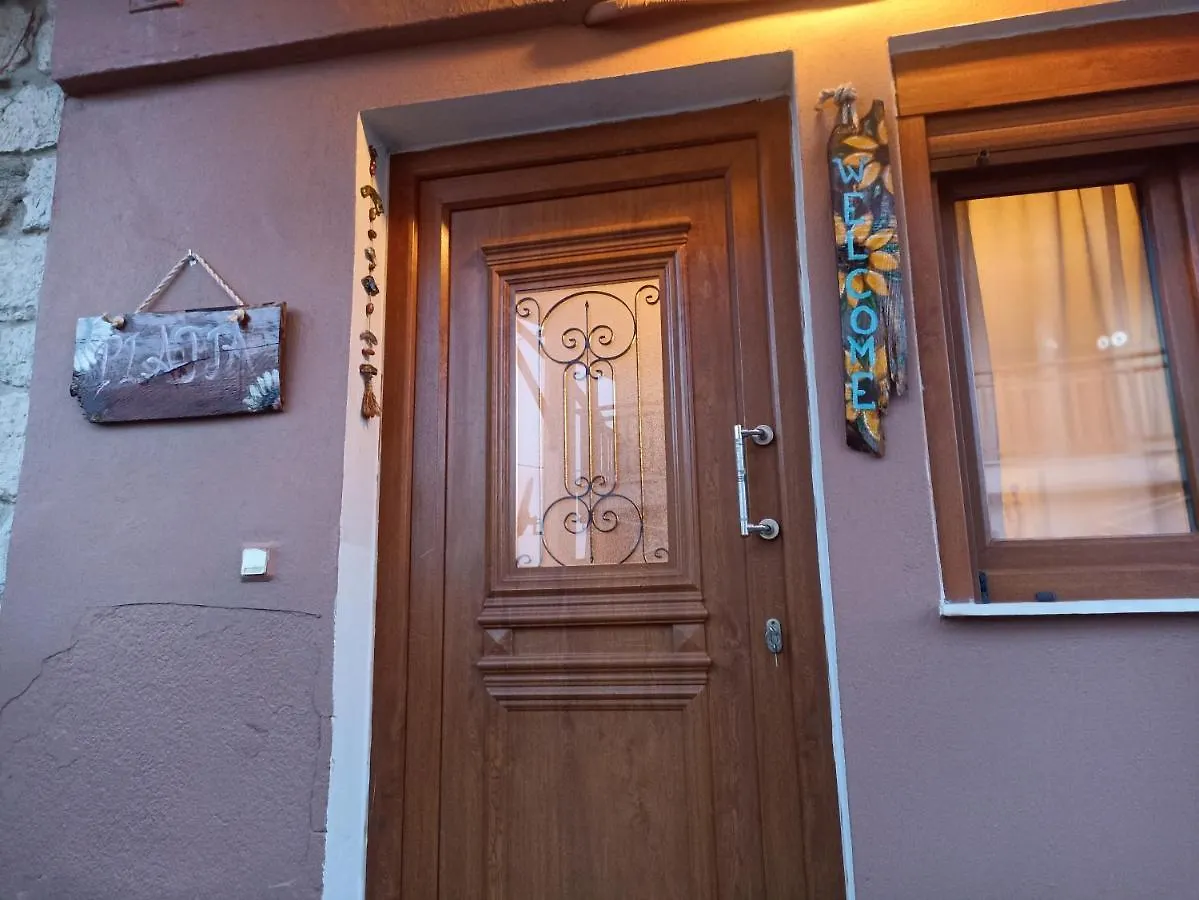 Πλατεια-Platia Villa Ayos Nikolaos